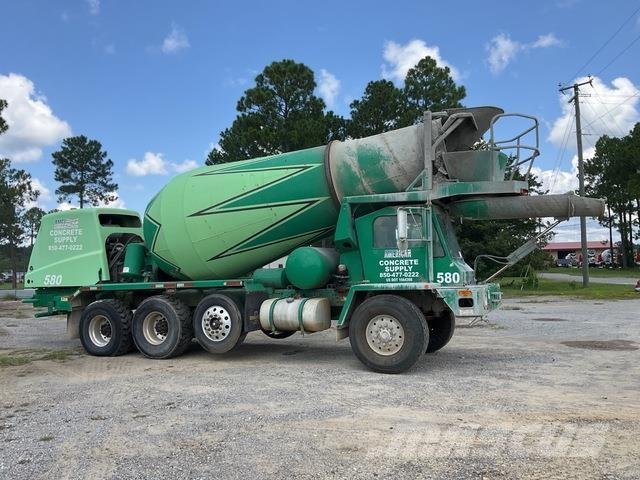 Oshkosh  Drugi tovornjaki