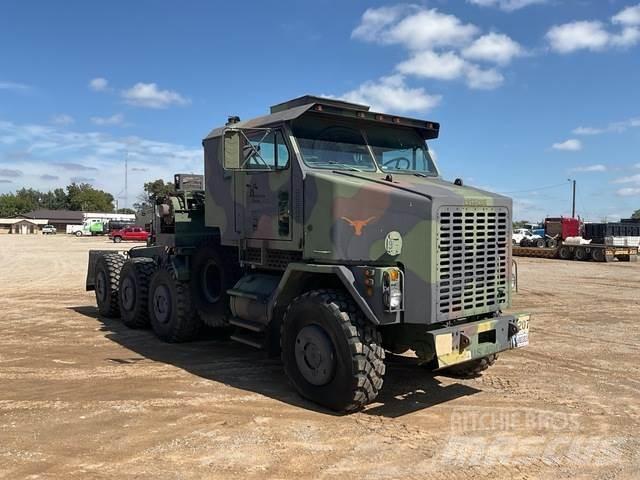 Oshkosh M1070 Vlečna vozila za tovornjake