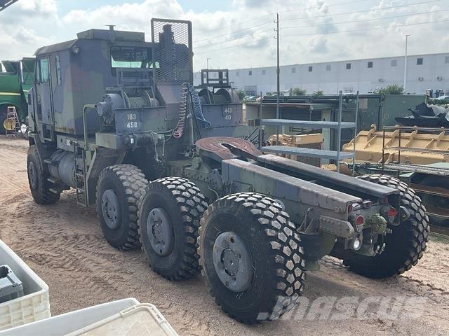 Oshkosh M1070 Vlečna vozila za tovornjake