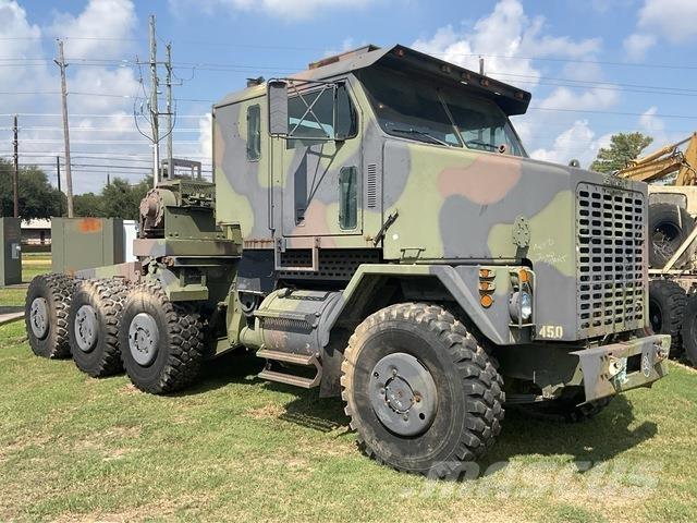 Oshkosh M1070 Vlečna vozila za tovornjake