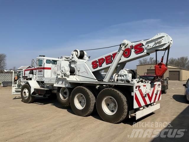 Oshkosh M911 Vlečna vozila za tovornjake