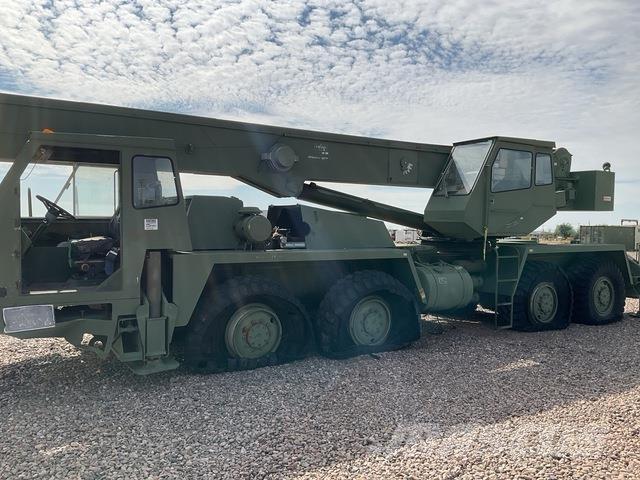 P&H HSHMC-25 Dvigala na gosenicah
