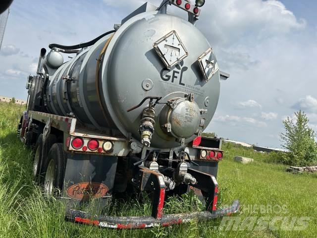 Peterbilt  Vakuumski tovornjaki