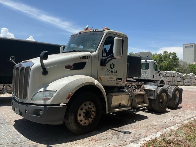 Peterbilt  Vlačilci