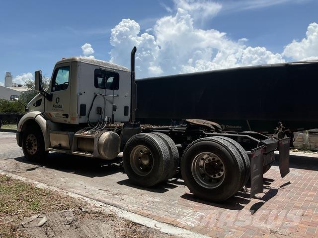 Peterbilt  Vlačilci
