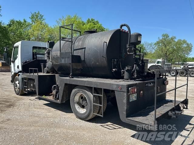 Peterbilt 220 Drugi tovornjaki