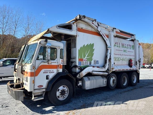 Peterbilt 320 Komunalni tovornjaki