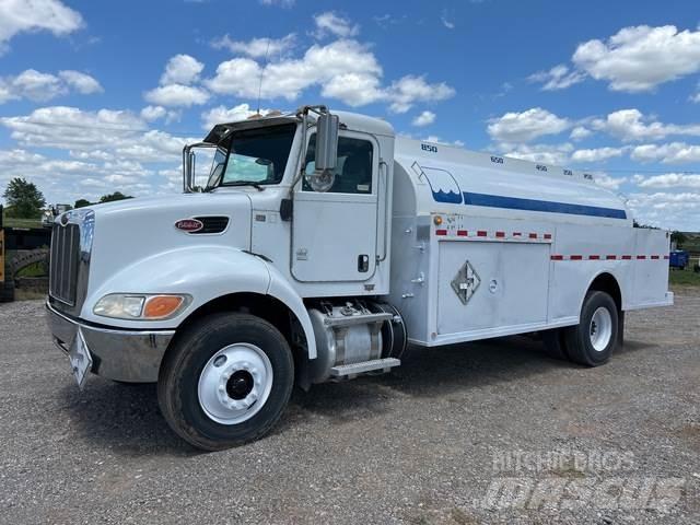 Peterbilt 337 Tovornjaki cisterne