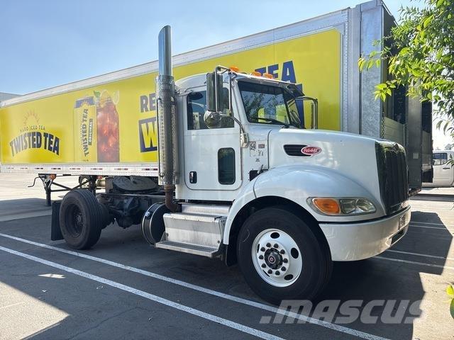 Peterbilt 337 Vlačilci