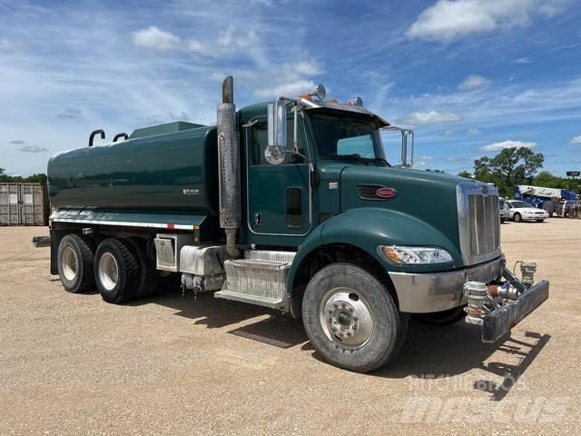 Peterbilt 348 Tovornjaki za vodo