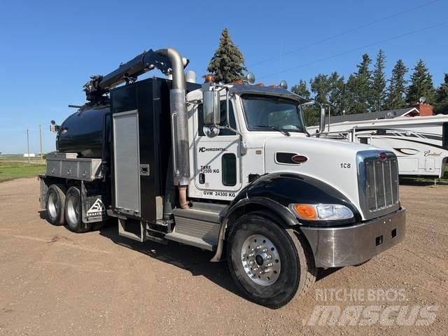 Peterbilt 348 Bagri goseničarji