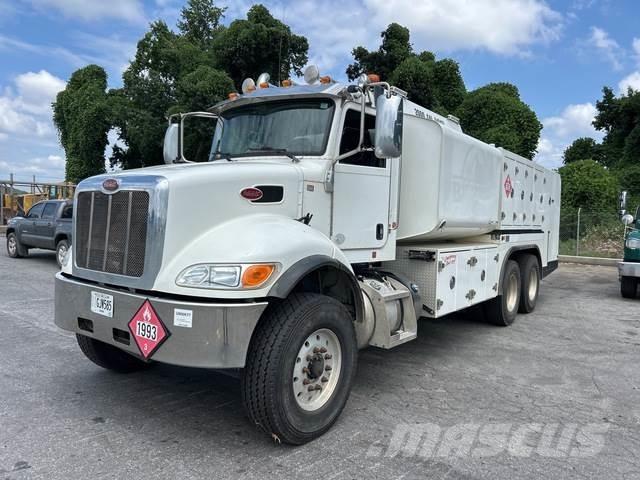 Peterbilt 348 Tovornjaki cisterne