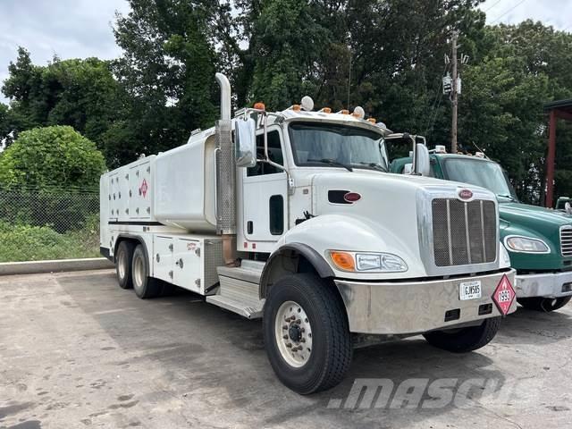 Peterbilt 348 Tovornjaki cisterne