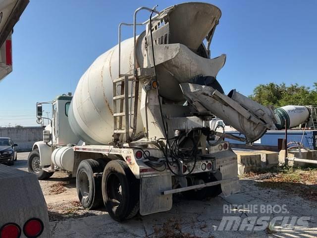 Peterbilt 357 Drugi tovornjaki