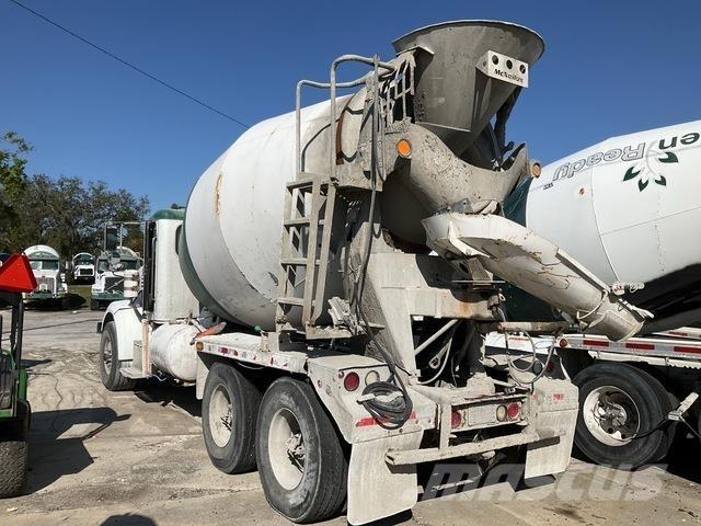 Peterbilt 357 Drugi tovornjaki