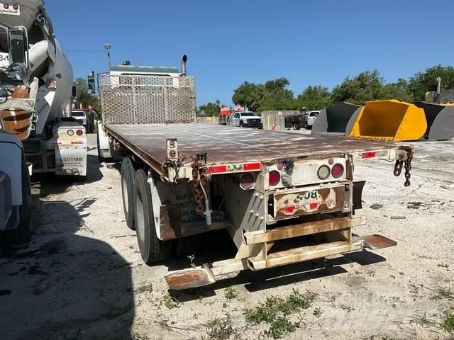 Peterbilt 357 Tovornjaki s kesonom/platojem