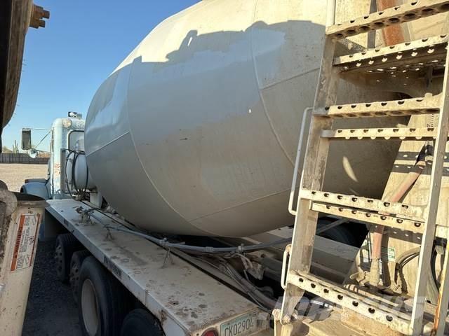 Peterbilt 357 Drugi tovornjaki
