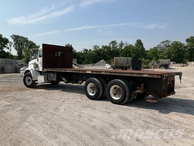 Peterbilt 357 Tovornjaki s kesonom/platojem