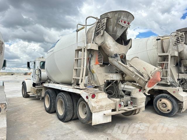 Peterbilt 357 Drugi tovornjaki