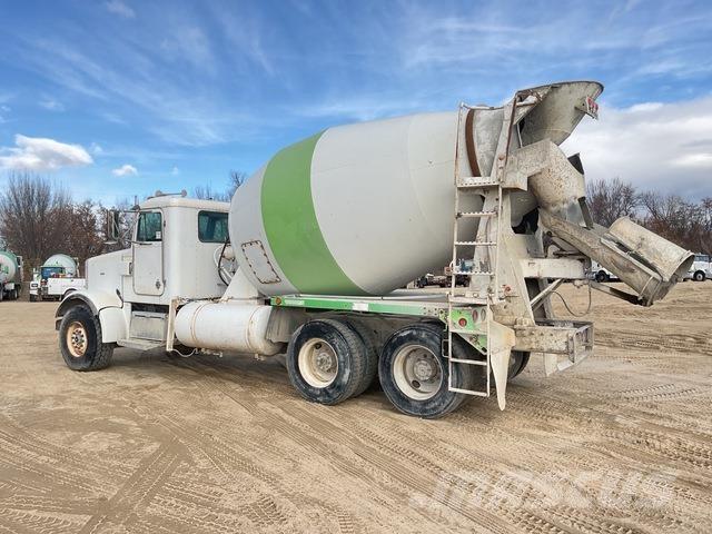 Peterbilt 357 Drugi tovornjaki