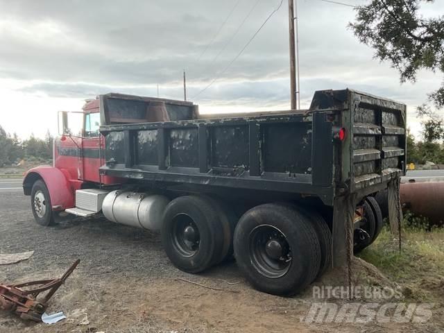 Peterbilt 358M Kiper tovornjaki
