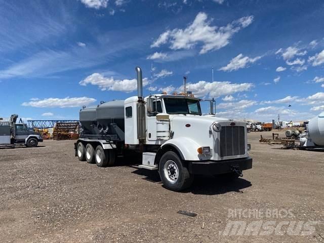 Peterbilt 367 Drugi tovornjaki