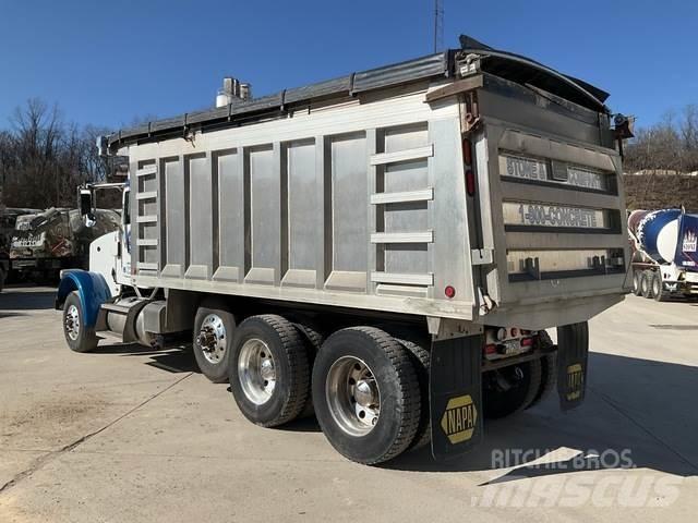 Peterbilt 367 Kiper tovornjaki