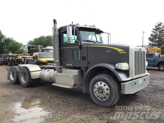 Peterbilt 367 Vlačilci