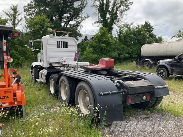 Peterbilt 367 Vlačilci