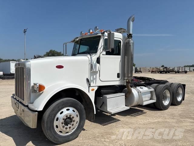 Peterbilt 367 Vlačilci