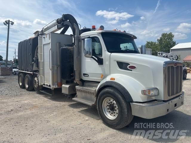 Peterbilt 377 Bagri goseničarji