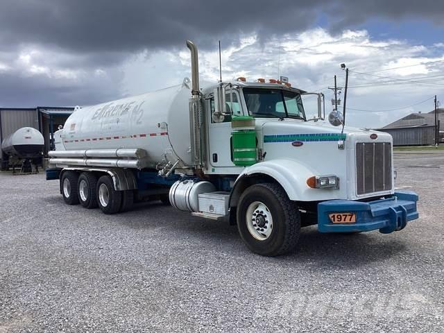 Peterbilt 378 Tovornjaki cisterne