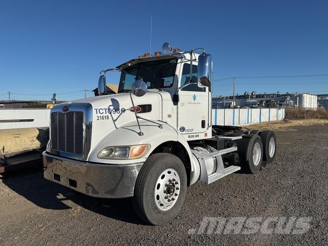 Peterbilt 382 Vlačilci