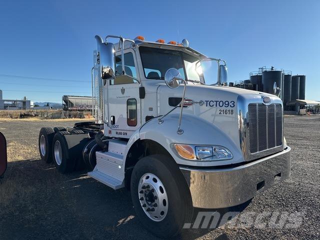 Peterbilt 382 Vlačilci