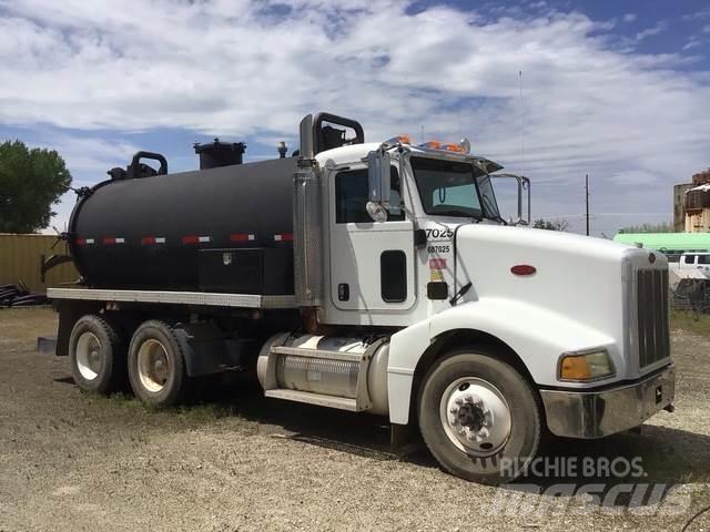 Peterbilt 385 Vakuumski tovornjaki