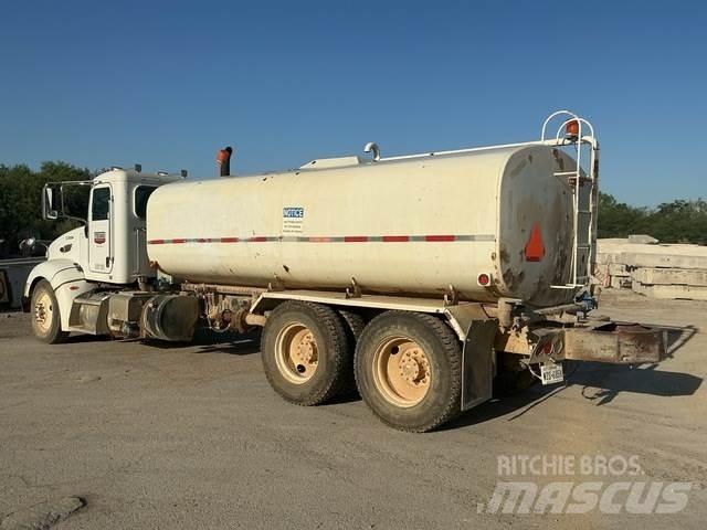 Peterbilt 386 Tovornjaki za vodo