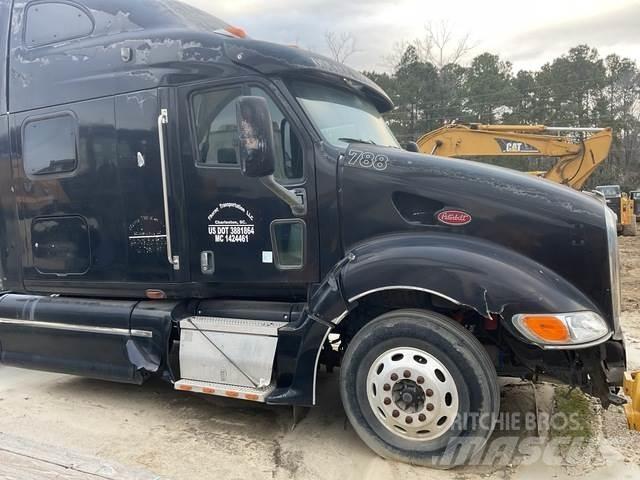 Peterbilt 387 Vlačilci