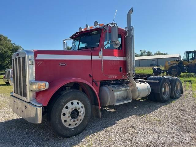 Peterbilt 388 Vlačilci