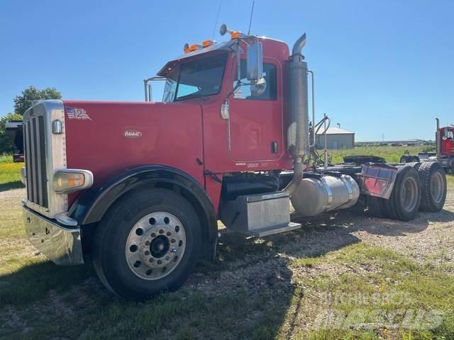 Peterbilt 388 Vlačilci