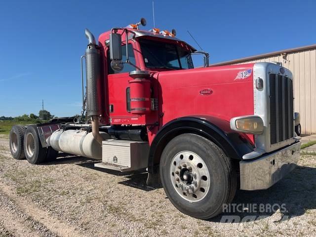 Peterbilt 388 Vlačilci