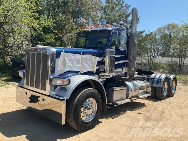 Peterbilt 388 Vlačilci