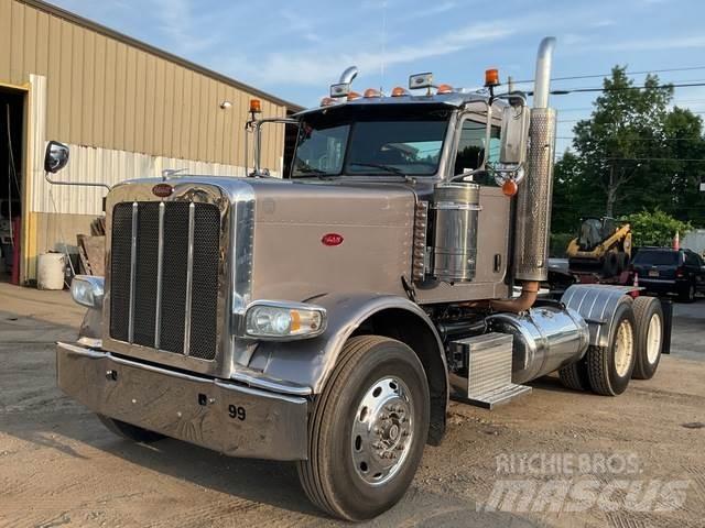 Peterbilt 388 Vlačilci
