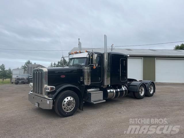Peterbilt 388 Vlačilci