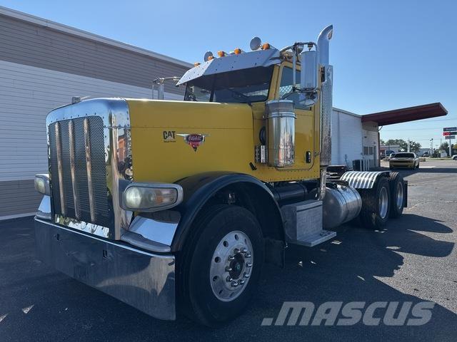 Peterbilt 388 Vlačilci