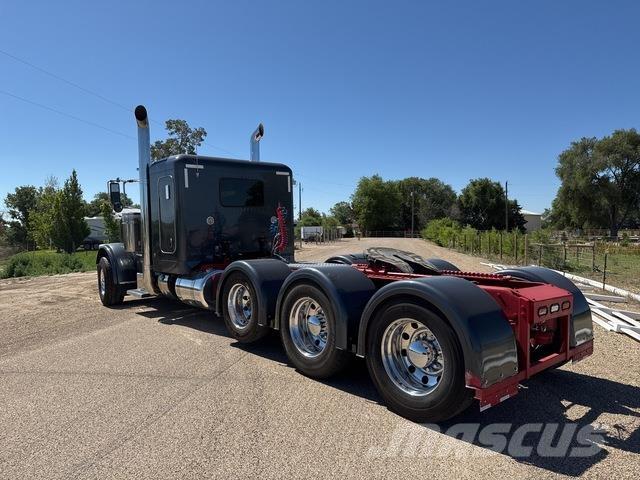 Peterbilt 389 Vlačilci