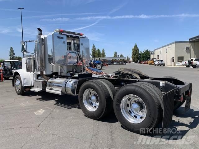 Peterbilt 389 Vlačilci