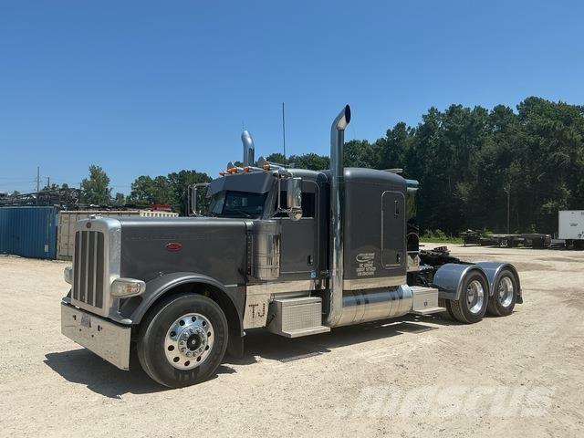 Peterbilt 389 Vlačilci