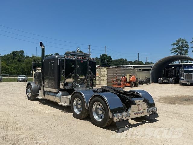 Peterbilt 389 Vlačilci