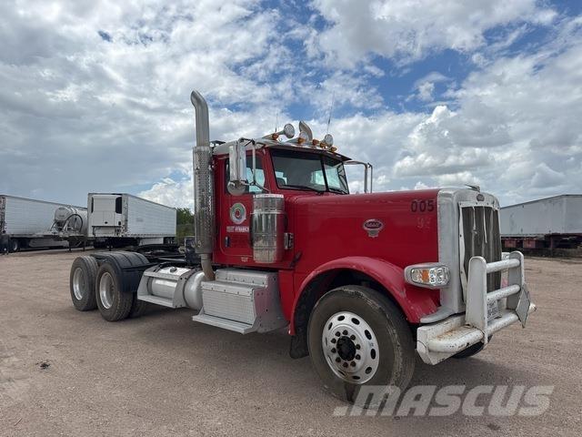 Peterbilt 389 Vlačilci