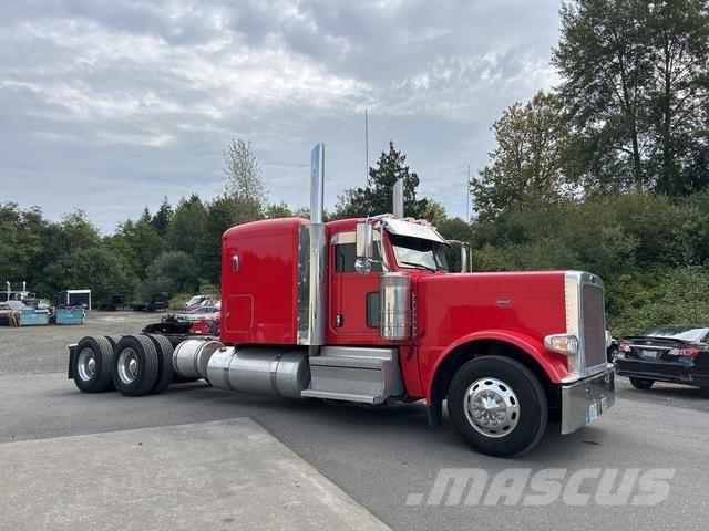 Peterbilt 389 Vlačilci